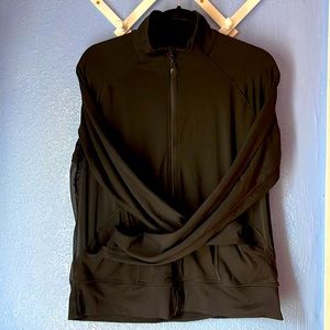 Victoria Secret Sport size L zip up, light weight, mesh sides and back, black